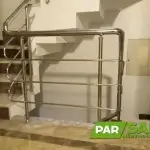 Paslanmaz merdiven korkuluğu